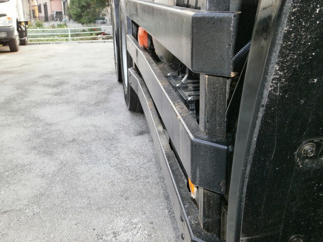 中古車 いすゞ ギガ Hいすゞ10t ダンプ舟底 の中古車詳細 452 754km ブラック 神奈川県 992 2万円 中古車情報 中古車検索なら 車選びドットコム 車選び Com