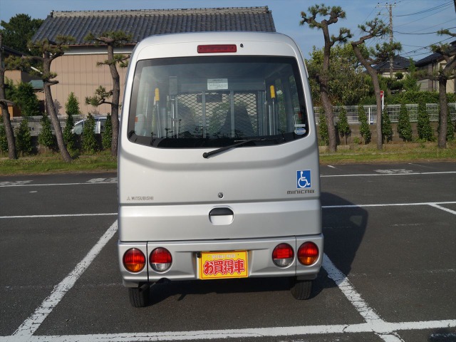 中古車 三菱 ミニキャブバン 福祉車両車いす移動8ナンバーリフトタイプ 29 800km シルバー 神奈川県 55万円 中古車情報 中古車 検索なら 車選びドットコム