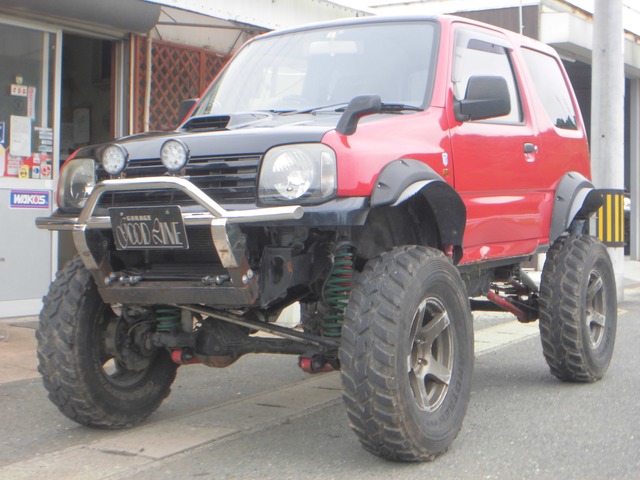 中古車 スズキ ジムニー Xg 4wd の中古車詳細 194 000km レッド 福岡県 価格応談 中古車情報 中古 車検索なら 車選びドットコム 車選び Com