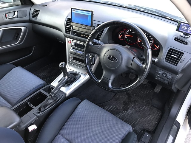 中古車 スバル レガシィツーリングワゴン 2 0 Gt 4wd 4wd 5速mt の中古車詳細 146 500km パールホワイト 埼玉県 60万円 中古車情報 中古車検索なら 車選びドットコム 車選び Com