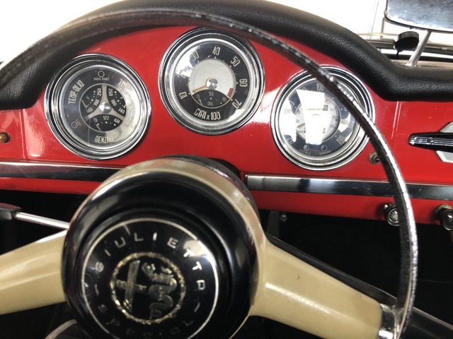 アルファロメオ ジュリエッタ スパイダー の中古車詳細 (走行距離不明