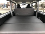 ベットキット取り付けました!これで車中泊もばっちりです!