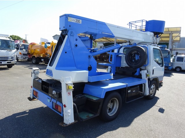 中古車 三菱ふそう キャンター 高所作業車 アイチ 高さ11 9m の中古車詳細 100 000km ホワイト 埼玉県 価格応談 中古車 情報 中古車検索なら 車選びドットコム 車選び Com