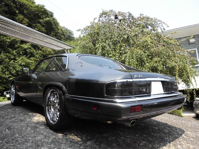 中古車情報 ジャガー Xj Sクーペ Xj S4 0 修復歴無し の中古車詳細 走行距離 4 3万km カラー グレー 販売地域 神奈川県川崎市宮前区 中古車を探すなら Carme カーミー 中古車