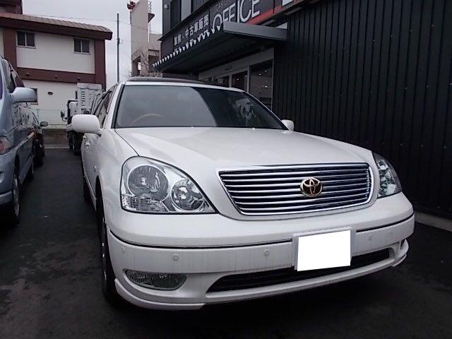 中古車 トヨタ セルシオ C仕様 禁煙車 サンルーフ 本革シート Hddナビ の中古車詳細 103 000km パールホワイト 福岡県 39万円 中古車情報 中古車検索なら 車選びドットコム 車選び Com