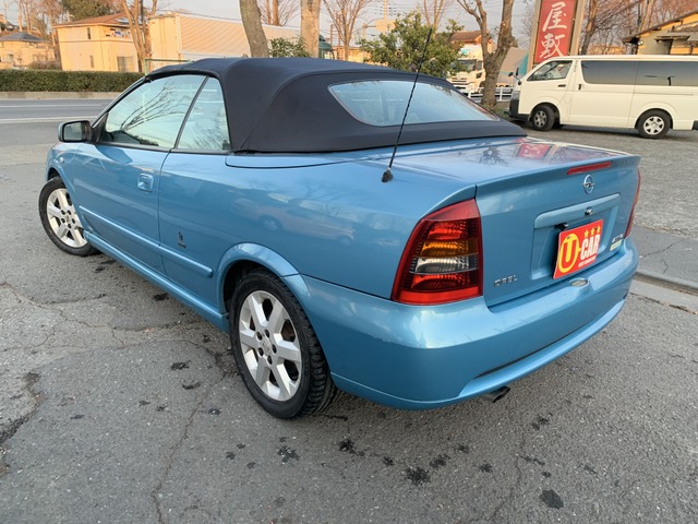 中古車 オペル アストラカブリオ 2 2 電動オープン の中古車詳細 44 300km ブルー 埼玉県 60万円 中古車情報 中古車 検索なら 車選びドットコム 車選び Com