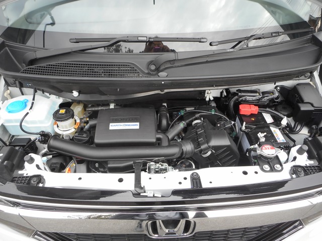 中古車 ホンダ N Boxカスタム G L ホンダセンシング 保証継承可能 純正8インチナビ の中古車詳細 5 000km プレミアホワイトパール Nh8p 神奈川県 151 8万円 中古車情報 中古車検索なら 車選びドットコム 車選び Com