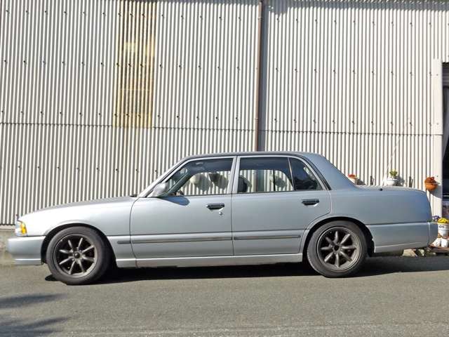 中古車 日産 クルー 2 0 Lxサルーン Rbターボ換装 公認5速 の中古車詳細 シルバー 福岡県 114万円 中古車情報 中古車 検索なら 車選びドットコム 車選び Com