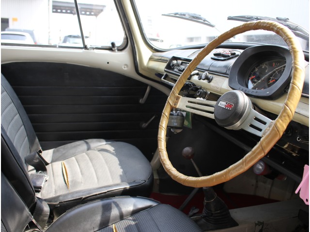 スバル360ヤングＳＳ　皮巻きハンドル スバル360ヤングSS 皮巻きハンドル - メルカリ