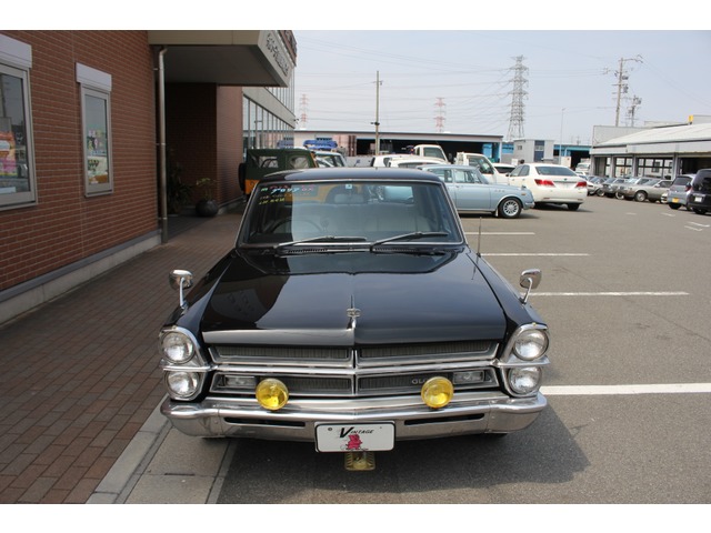 中古車 日産 グロリア 人気のタテグロ ベンコラ クーラー Km Br 不明 ブラック 三重県 165万円 中古車情報 中古車 検索なら 車選びドットコム