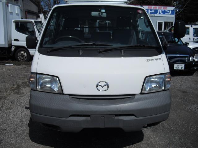 中古車 マツダ ボンゴバン 2 0 Dx 低床 ディーゼル 4wd ターボ ルーフキャリア 積載900kg の中古車詳細 111 000km 白 北海道 98万円 中古車情報 中古車検索なら 車選びドットコム 車選び Com