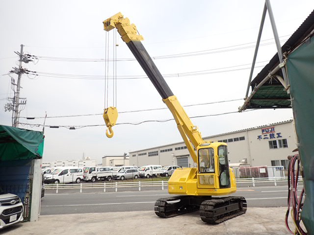 事故 車 大阪 クレーン 阪神高速道路・東大阪線の長田出口にて、クレーン車がトヨタ「アルファード」を串刺しにして突っ込む大事故が発生。奇跡的にもこれだけのド派手な事故で死亡者は無し【動画有】