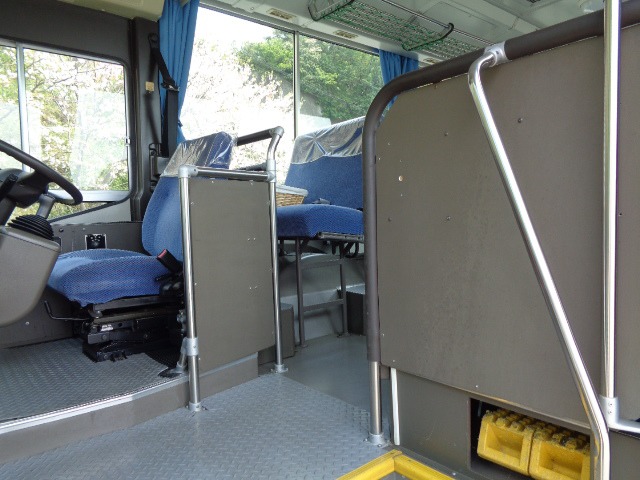 中古車 三菱ふそう エアロスター バス 大型スクールバスエアコン良好換気対策可能 の中古車詳細 メーター交換 交換前 79 470km 交換後 13 347km 合算値 92 817km イエロー 佐賀県 348 1万円 中古車情報 中古車検索なら 車選びドットコム 車選び Com