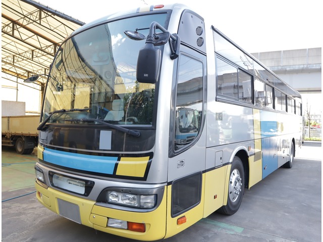 中古車 日産ディーゼル スペースアロー 観光バス 総輪エアサス 62人乗り の中古車詳細 553 871km シルバー 青 黄 千葉県 242万円 中古車情報 中古車検索なら 車選びドットコム 車選び Com