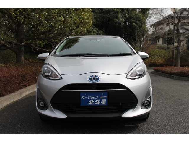 中古車 トヨタ アクア 1 5 G ワンオーナー の中古車詳細 11 550km シルバー 埼玉県 130万円 中古車情報 中古車 検索なら 車選びドットコム 車選び Com