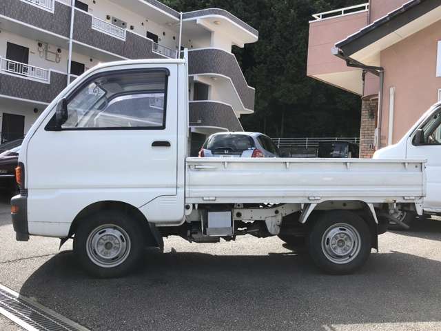 中古車 三菱 ミニキャブトラック 三方開 4wd の中古車詳細 66 000km ホワイト 静岡県 16万円 中古車情報 中古車検索なら 車選びドットコム 車選び Com