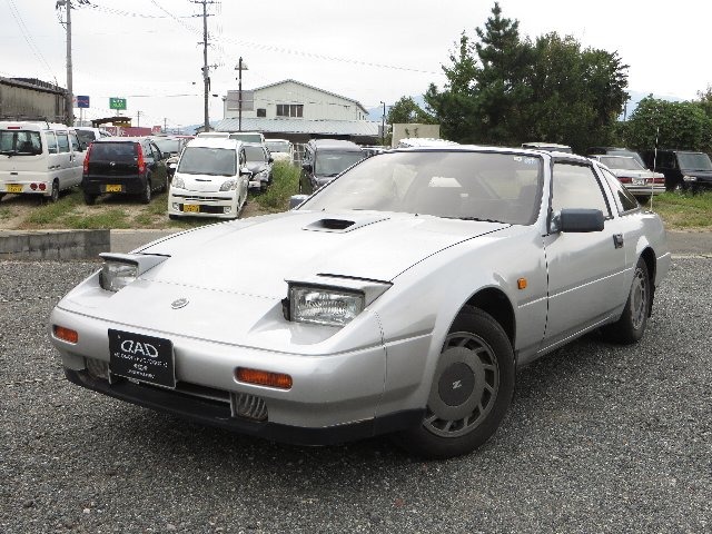 中古車情報 日産 フェアレディz 2 0 0zr Ii 2by2 Tバールーフ あり の中古車詳細 走行距離 6 0万km カラー 銀 販売地域 福岡県小郡市 中古車を探すなら Carme カーミー 中古車