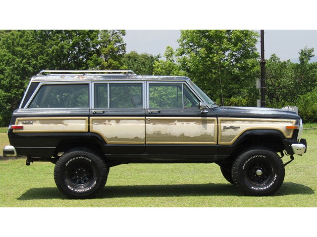 中古車 クライスラー ジープ グランドワゴニア の中古車詳細 184 300km ブラック 長崎県 価格応談 中古車情報 中古車検索なら 車選びドットコム 車選び Com