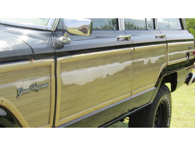 中古車 クライスラー ジープ グランドワゴニア の中古車詳細 184 300km ブラック 長崎県 価格応談 中古車情報 中古車検索なら 車選びドットコム 車選び Com