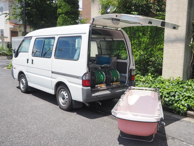 中古車 マツダ ボンゴバン 移動入浴車 ワンオーナー 分割湯舟 の中古車詳細 33 285km ホワイト 東京都 108万円 中古車 情報 中古車検索なら 車選びドットコム 車選び Com