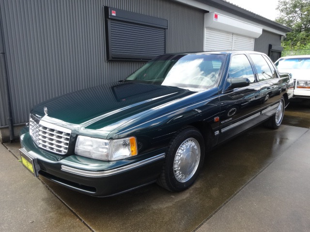 中古車 キャデラック コンコース ディーラー車 キーレス Etc の中古車詳細 18 105km グリーン 埼玉県 158万円 中古車 情報 中古車検索なら 車選びドットコム 車選び Com