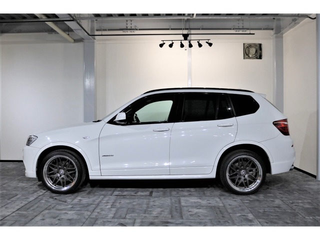 中古車 Bmw X3 Xドライブ28i Mスポーツパッケージ 4wd Yz Racing inch の中古車詳細 63 500km ホワイト 兵庫県 175万円 中古車情報 中古車検索なら 車選びドットコム 車選び Com