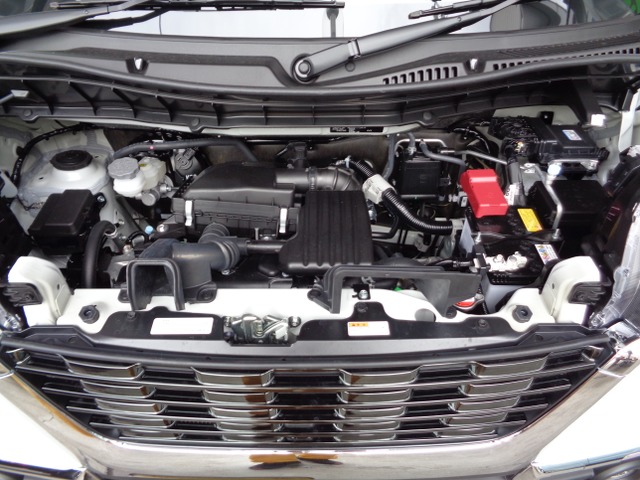 中古車 スズキ スペーシアカスタム Xs 全車速追従機能付クルーズコントロール標準 の中古車詳細 登録済未使用車 3km走行 パールホワイト 愛知県 173万円 中古車情報 中古車検索なら 車選びドットコム 車選び Com