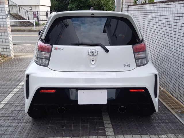 中古車 トヨタ Iq 1 3 Grmn スーパーチャージャー の中古車詳細 437km パールホワイト 愛知県 248万円 中古車情報 中古車検索なら 車選びドットコム 車選び Com