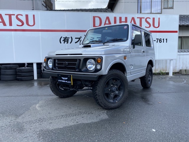 中古車情報 スズキ ジムニー 660 フィッシングマスター 4wd 修復歴無し 走行距離 18 6万km カラー シルバー 販売地域 福岡県北九州市小倉南区 中古車を探すなら Carme カーミー 中古車