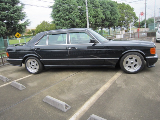 メルセデス・ベンツ Sクラス 560SEL の中古車詳細 (154,000km, ダーク