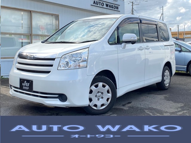 中古車 トヨタ ノア 2 0 X Lセレクション 4wd 片側パワスラ ナビ バックカメラ の中古車詳細 128 100km パールホワイト 北海道 48万円 中古車情報 中古車検索なら 車選びドットコム 車選び Com