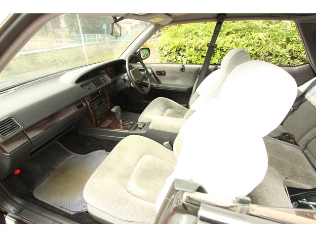 中古車 日産 シーマ 3.0 タイプII リミテッド ワンオーナー,屋内保管