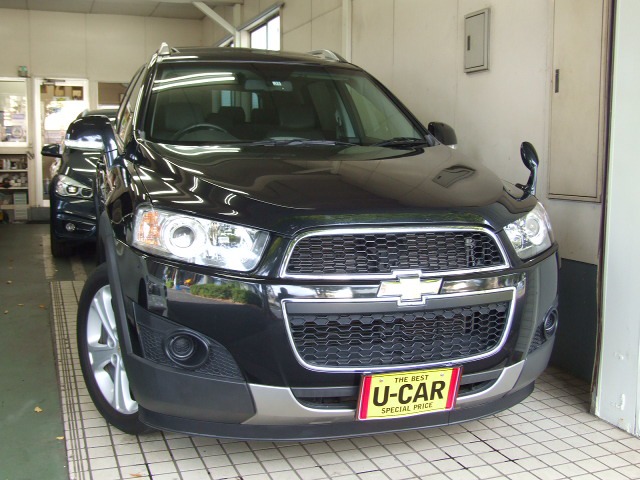 中古車 シボレー キャプティバ ラグジュアリー 4wd 正規d7人乗1オーナー車ガラスsr黒革 の中古車詳細 24 300km カーボンフラッシュm 東京都 178万円 中古車情報 中古車検索なら 車選びドットコム 車選び Com