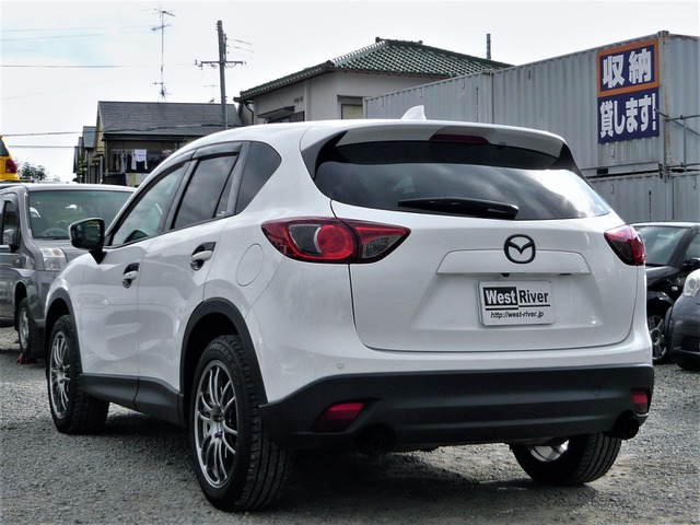 中古車 マツダ Cx 5 2 2 Xd ディーゼル ターボ スマキー ナビtv の中古車詳細 106 068km パールホワイト 兵庫県 84 8万円 中古車情報 中古車検索なら 車選びドットコム 車選び Com