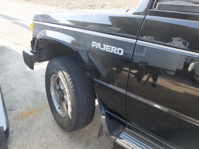 中古車 三菱 パジェロ 3 0 メタルトップ スーパーxl 4wd ショート At L141gw 三角窓 の中古車詳細 142 000km ブラック 徳島県 価格応談 中古車情報 中古車検索なら 車選びドットコム 車選び Com