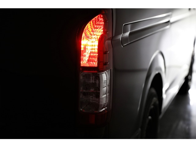 中古車 トヨタ ハイエースバン 3 0 Dx ロング Glパッケージ ディーゼル 4wd Ledヘッドライト フルセグバックカメラ の中古車詳細 112 000km 9ブラックマイカ 北海道 258万円 中古車情報 中古車検索なら 車選びドットコム 車選び Com