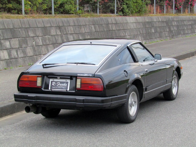 中古車 日産 フェアレディz 2 8 280z キャブ ミッション載替 の中古車詳細 ブラック 色替え 埼玉県 369万円 中古車情報 中古車検索なら 車選びドットコム 車選び Com