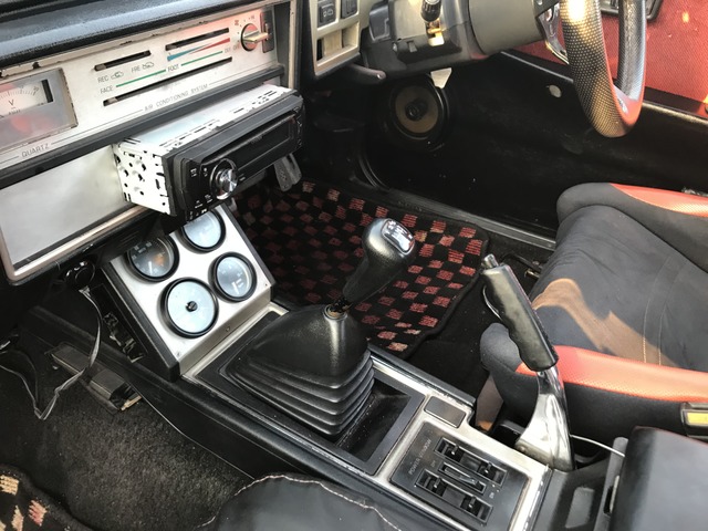 R30スカイライン　センターコンソール R30スカイラインセンターコンソール