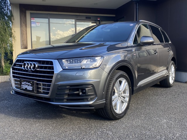 中古車 アウディ Q7 2 0 Tfsi クワトロ エアサス Sラインパッケージ 4wd マトリックスledヘッドライト の中古車詳細 37 010km グレー 神奈川県 560万円 中古車情報 中古車検索なら 車選びドットコム 車選び Com