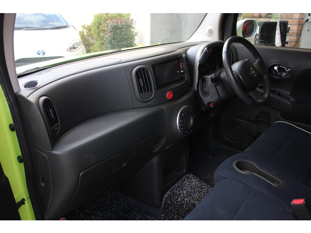 中古車 日産 キューブ 1 5 15x インディゴプラスプラズマ 純正ナビ フルセグtv の中古車詳細 36 000km ライムグリーン ホワイト オリジナル 兵庫県 92万円 中古車情報 中古車検索なら 車選びドットコム 車選び Com