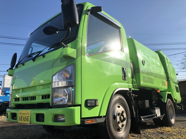 中古車情報 いすゞ エルフ 2 9t積巻込み式パッカー車スムーサ2ペダル 修復歴有り の中古車詳細 走行距離 11 8万km カラー 緑緑 販売地域 神奈川県綾瀬市 中古車を探すなら Carme カーミー 中古車