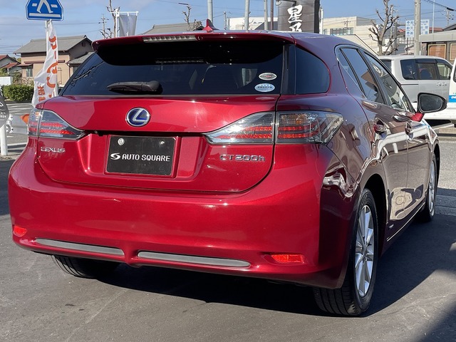 中古車 レクサス Ct0h バージョン C 純正hddナビ クルコン Etc の中古車詳細 119 000km レッドマイカクリスタルシャイン 3r1 愛知県 84万円 中古車情報 中古車検索なら 車選びドットコム 車選び Com