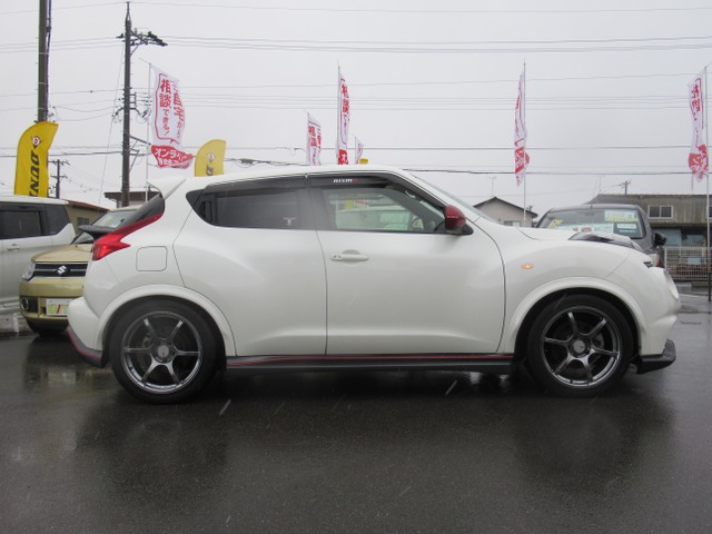 中古車 日産 ジューク 1 6 Nismo 4wd 禁煙4wd車 Sd地デジナビ エンスタ の中古車詳細 28 097km ブリリアントホワイトパール 石川県 139万円 中古車情報 中古車検索なら 車選びドットコム 車選び Com