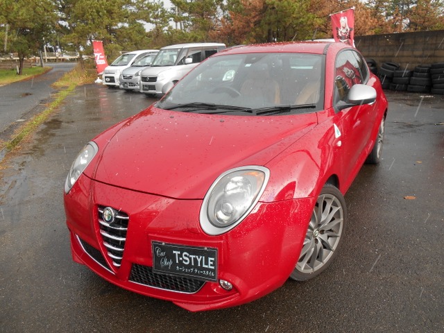 中古車 アルファロメオ ミト クアドリフォリオ ヴェルデ Sdナビ フルセグ Bモニター 100 000km レッド 鳥取県 74 8万円 中古車情報 中古車検索なら 車選びドットコム 車選び Com