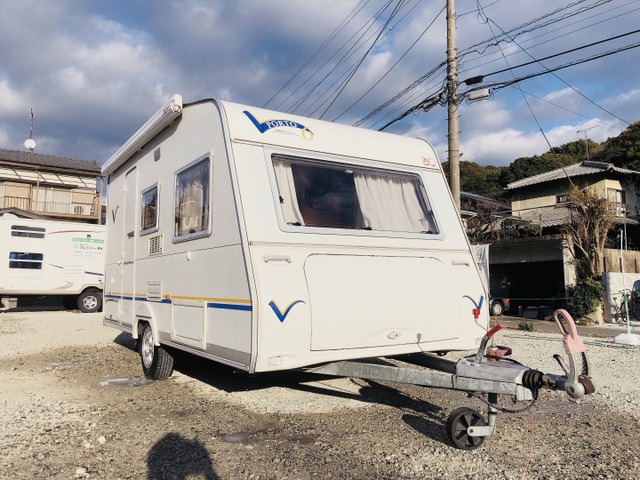 中古車 クナウス その他 クナウス ポルト6 キャンピングトレーラー の中古車詳細 1km ホワイト 福岡県 Sold Out 中古車 情報 中古車検索なら 車選びドットコム 車選び Com