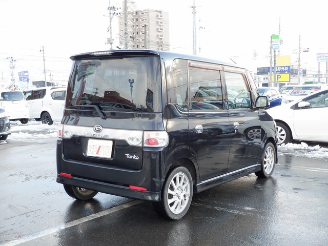 中古車 ダイハツ タントカスタム Vsターボ 特別仕様車 社外sdナビ 禁煙車 の中古車詳細 745km ブラック 山形県 29 9万円 中古車情報 中古車検索なら 車選びドットコム 車選び Com