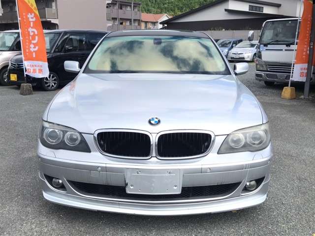 中古車 Bmw 750i サンルーフ 社外アルミ Etc Hid の中古車詳細 100 000km 銀 山口県 60万円 中古車情報 中古車検索なら 車選びドットコム 車選び Com