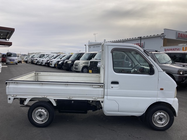 中古車 スズキ キャリイ ターボ 4wd クリーニング済 軽自動車 の中古車詳細 78 780km ホワイト 静岡県 23万円 中古車情報 中古車検索なら 車選びドットコム 車選び Com