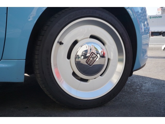 中古車 フィアット 500 ヴィンテージ 1台限定 ブラウンレザーシートhid の中古車詳細 55 600km ブルーヴォラーレ 静岡県 Sold Out 中古車情報 中古車検索なら 車選びドットコム 車選び Com