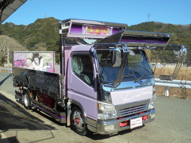 中古車 三菱ふそう キャンター デコトラ の中古車詳細 143 300km パープル 福岡県 350万円 中古車情報 中古車検索なら 車 選びドットコム 車選び Com